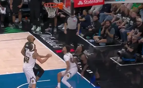 开云体育-森林狼官方：爱德华兹因左膝盖受伤缺席剩余比赛